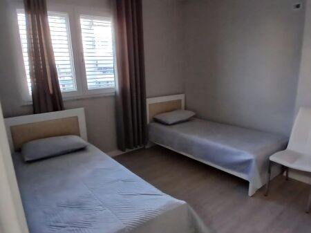 Jepet Me Qera Apartament 2+1+1 Ballkon