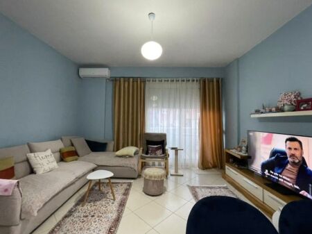 JEPET ME QIRA APARTAMENT 1+1 – 21 DHJETORI, KONTAKTI
