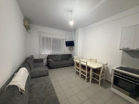 1+1 in affitto a Shkëmbi i Kavajës