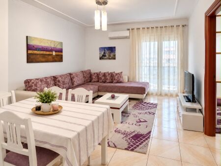 Apartament 1+1 per shitje Yzberisht Pallatet Cabej !