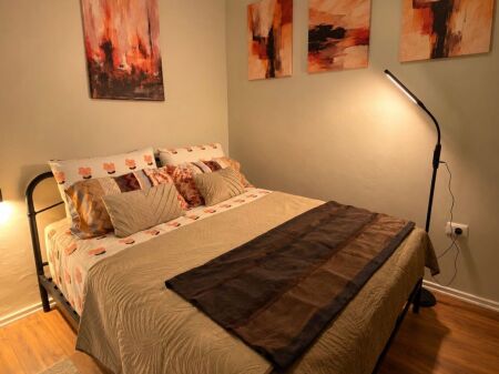 Jepet me qira apartament 1+1 në Bllok
