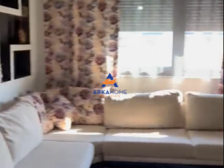 JEPET ME QIRA APARTAMENT 2+1 "CASA ITALIA" 40.000 LEKE