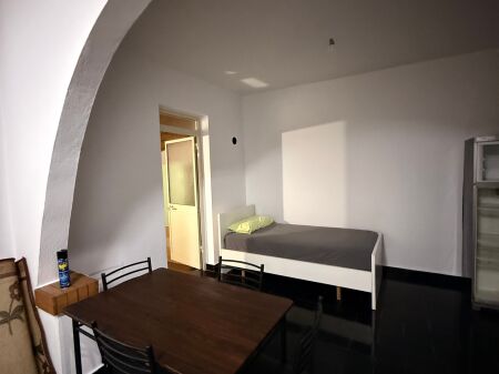 Apartament 1+1 me qira – Astir,Prane Bar Artistit