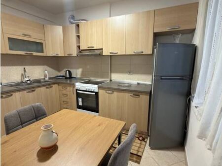 Apartament me qera 1+1 tek Mine Peza