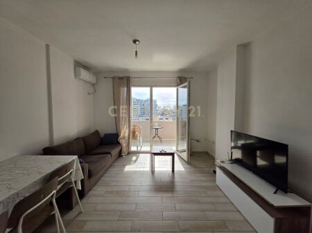 Apartament 1+1 me qira pranë stacionit të Trenit !!! 500 € /Muaj