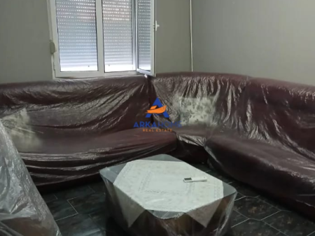 APPARTAMENTO 2+1 CON BALCONE IN AFFITTO "BABRRU" 40.000 LEKE