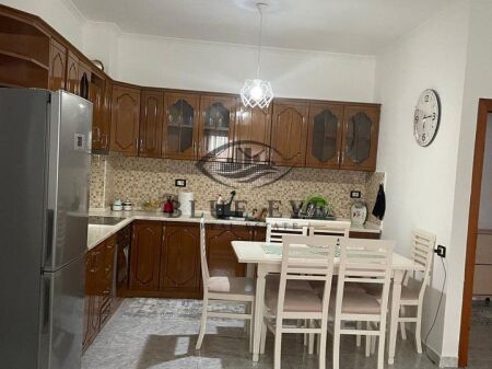APPARTAMENTO 2+1 IN AFFITTO A ÇEZMA E FERRËS, DURRËS