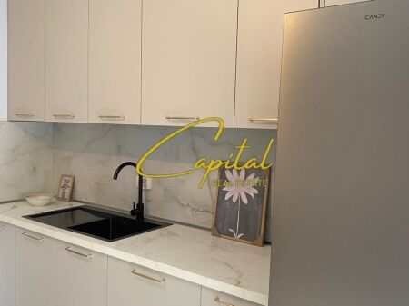 APARTAMENT ME QIRA 2+1 21 DHJETORI 65.000 LEKE