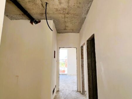 🏡 **VILLA IN VENDITA – ROSE GARDEN, LAGO DI FARKA**