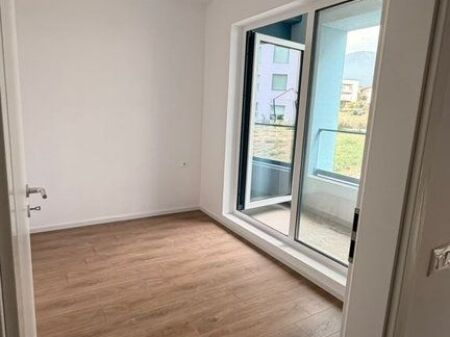 🏡 SHITET APARTAMENT 1+1 – KOMPLEKSI KADIU, ALI DEMI 70,125 €