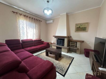 FOR RENT, 2+1 APARTMENT WITH PARKING SPACE - NEAR THE MILITARY HOSPITAL 700 € /Month 70,000 Lekë /Month