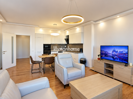 QIRA | APARTAMENT 2+1 | PËRBALLË TOPTANIT - KOMODITET DHE LOKACION I PREFERUAR