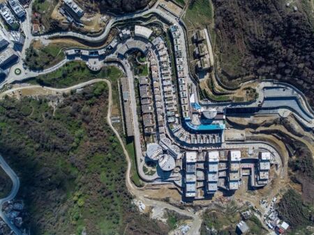 APPARTAMENTO 3+1+2 IN VENDITA CON VERANDA – KODRA E DIELLIT 2 EST