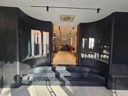 Shop for Rent Near Vasil Shanto (ID BD21968) Tirana