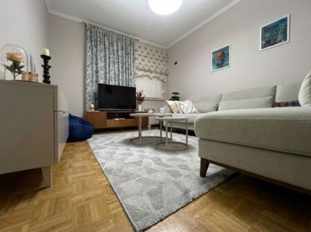 In affitto, appartamento 2+1, Piazza Willson, Tirana