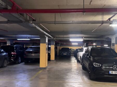 Parking space fiori di bosco