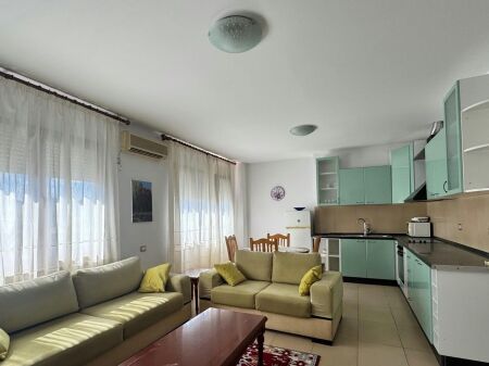 2+1 apartment for rent on Bogdaneve Street!