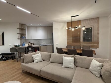 3+1+2+storage apartment for sale, 21 Dhjetori !