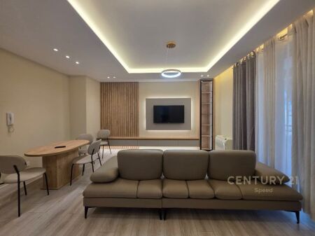 2+1+2 Apartment for Rent with parking space near Harry Fultz school! 1,000 € /Month