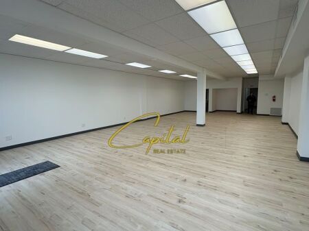 BUSINESS PREMISES FOR RENT 115 M2 KAVAJES STREET 180,000 LEKE
