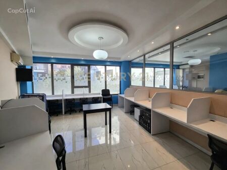 Office space for rent at the entrance of Dibra Street!