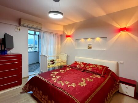 SHITET APARTAMENT KOMUNA E PARISIT