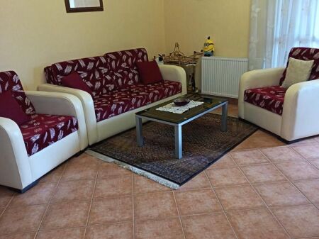 Rent | Apartament 1 + 1 | Rruga Shyqyri Brari | 600 €/month