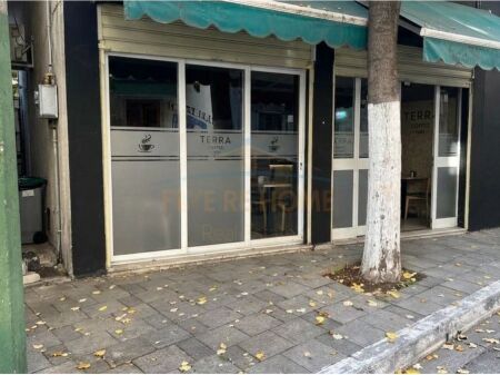 For rent, Business Premises, Durres Street, Tirana.