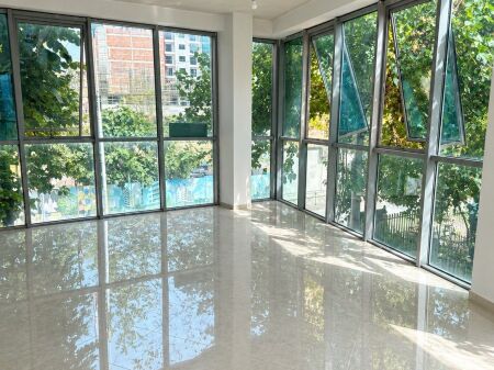 Qera | Ambjent Biznesi | Paskuqan | 700 €/muaj