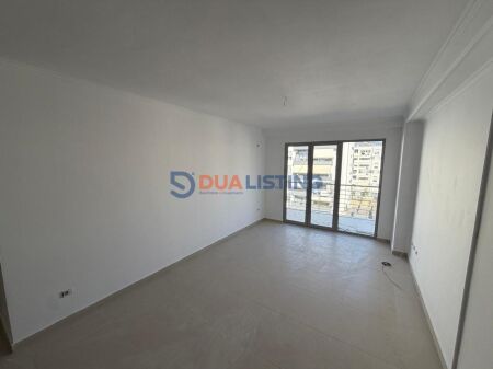 2+1 apartment for sale in Kinostudio!