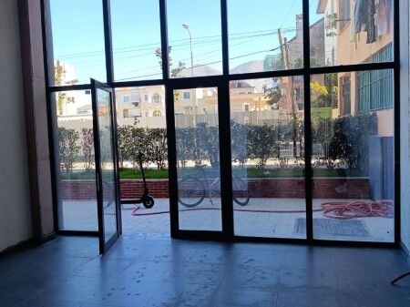 Rent | Ambjent Biznesi | Rruga 5 Maji | 600 €/month