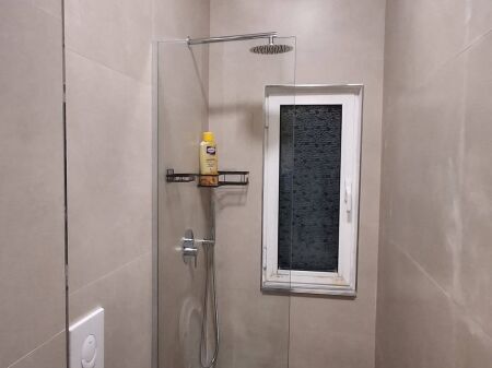JEPET ME QIRA APARTAMENT 1+1 TE 9-KATËSHET