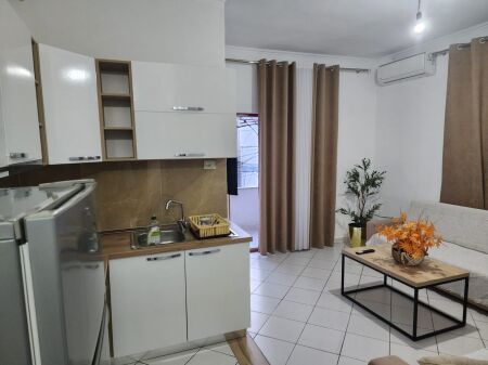 🏠 JEPET ME QIRA | 1+1 – QYTETI STUDENTI