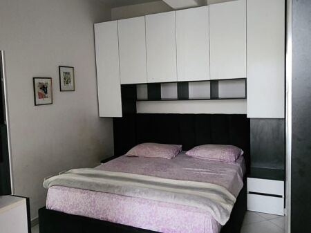 Shitet apartament  2+1+2 ballkone me qira Golden Park Amerikan 3