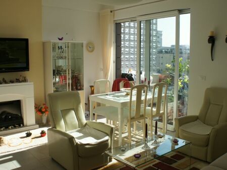 1+1 apartment for rent, Tirana Center !