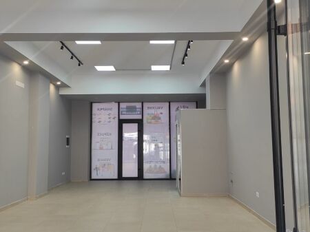 Qera | Ambjent Biznesi | Kamëz | 800 €/muaj