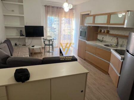 JEPET APARTAMENT 1+1 ME QIRA TE KOMUNA E PARISIT 60.000 LEKE