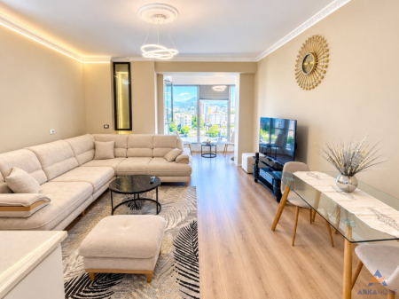 JEPET ME QERA APARTAMENT 1+1+BALLKON "KOMPLKESI URSLUGA,ISH STACIONI I TRENIT" 70.000 LEKE