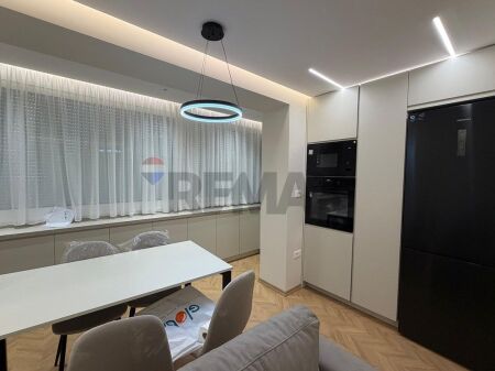 Apartament 1+1 per qira tek 21 Dhjetori