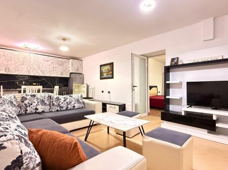 SHITET APARTAMENT 1+1 TEK ALI DEMI, TIRANË!