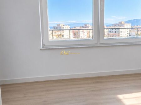 IN CENTRO SI AFFITTA SPAZIO UFFICIO