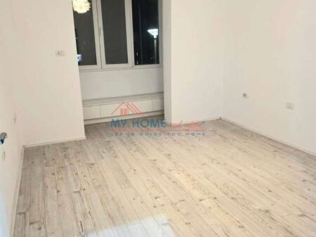 Office for rent, 21 Dhjetori, Tirana