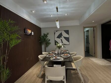Prane Stacionit te Trenit, jepet me qera apartament modern 1+1.