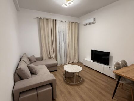 Jepet me Qira Apartament 1+1 tek Ali Demi Kompleksi Mangalem 21