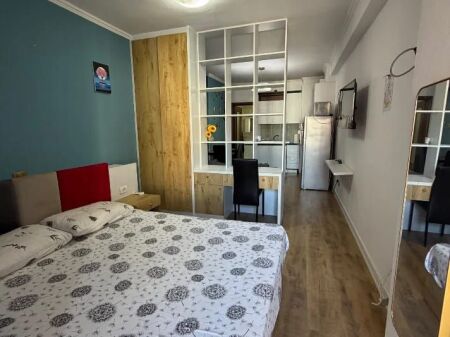 Jepet Me Qera Apartament Home Studio