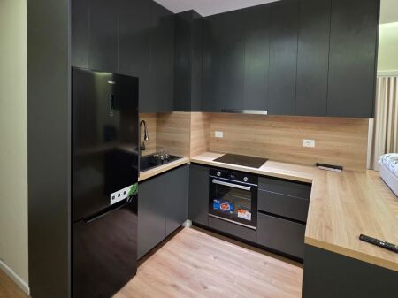 Shitet Apartament tek Kompleksi Kadiu