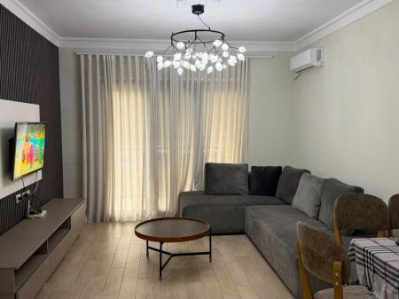 In affitto 1+ 1 +parcheggio 650 mila lek Green city