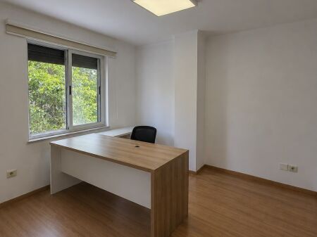 🏢 JEPET ME QIRA AMBIENT ZYRASH | KOMUNA E PARISIT