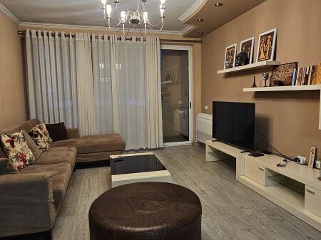 2+1+2 apartment for rent | Komuna e Parisit |