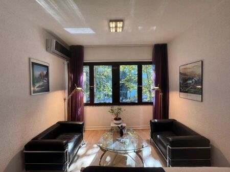 ZYRE ME QERA 60 M2 QENDER 120.000 LEKE FH-99954
